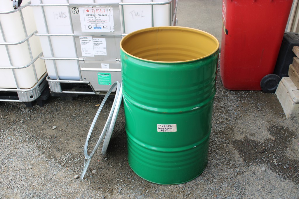 Reconditioned 55 Gallon Steel Drum, Open Head, No Cover or Ring, Trash Green